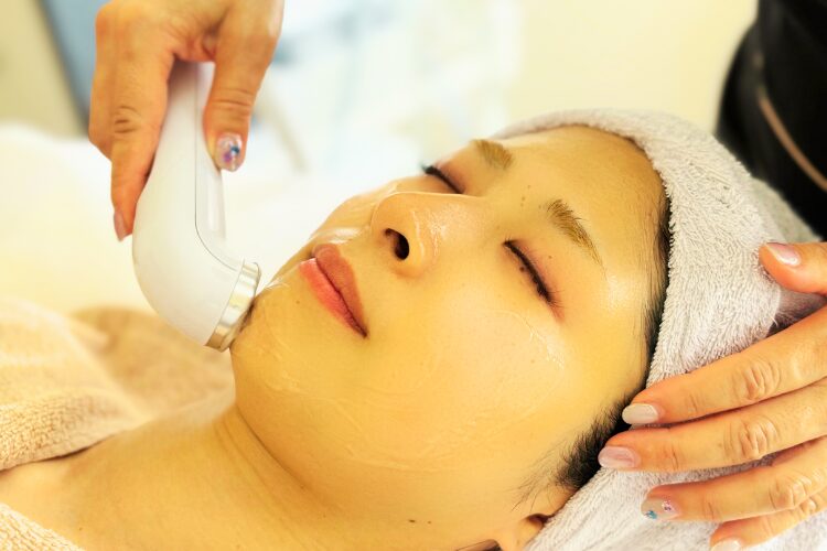 即実感！リフトケア 超音波フェイシャルエステ画像